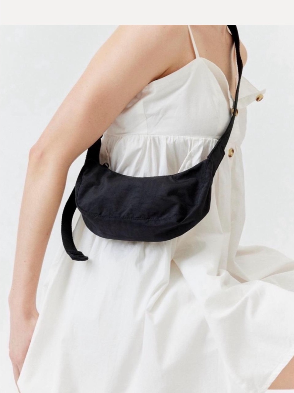 BAGGU Black Mini Crescent Shoulder Bag